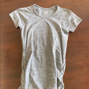 Athleta xs women’s short sleeve top gray grey